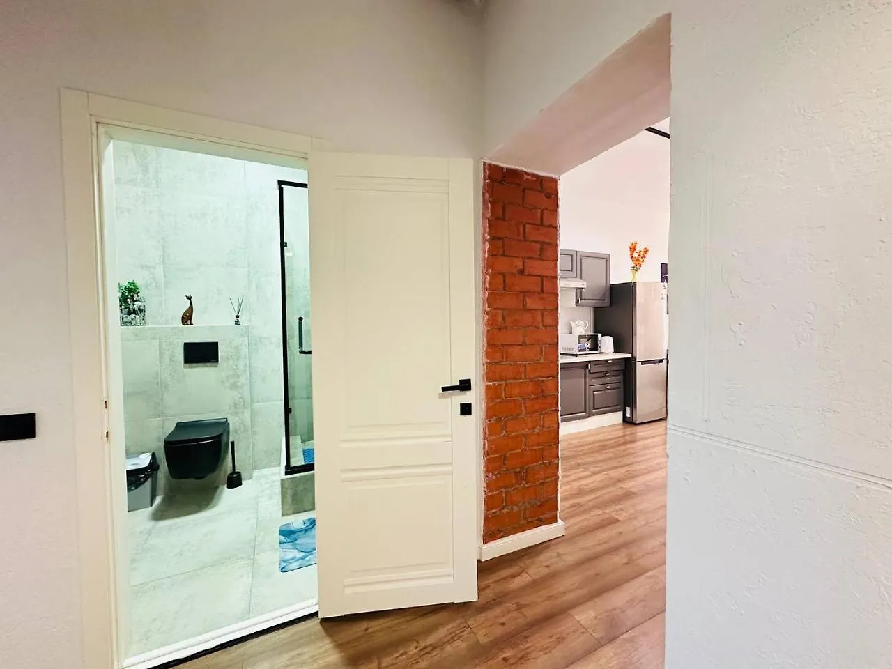Алпамыс Лофт Стиль Apartment Nur-Sultan  0*, Nur-Sultan (Astana)