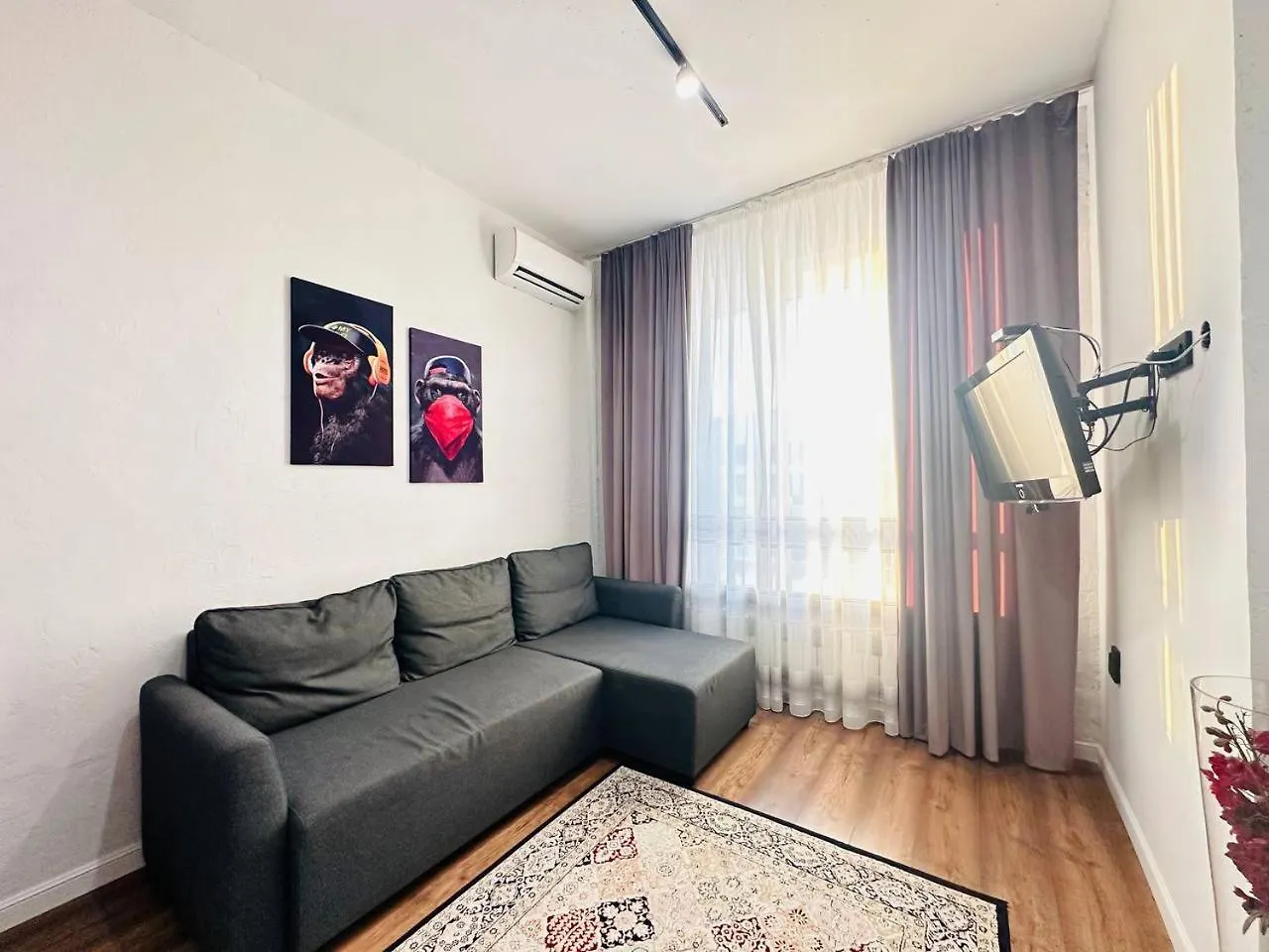 Алпамыс Лофт Стиль Apartment Nur-Sultan  Nur-Sultan (Astana)